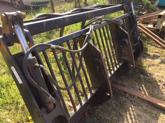 Manure grab Manitou